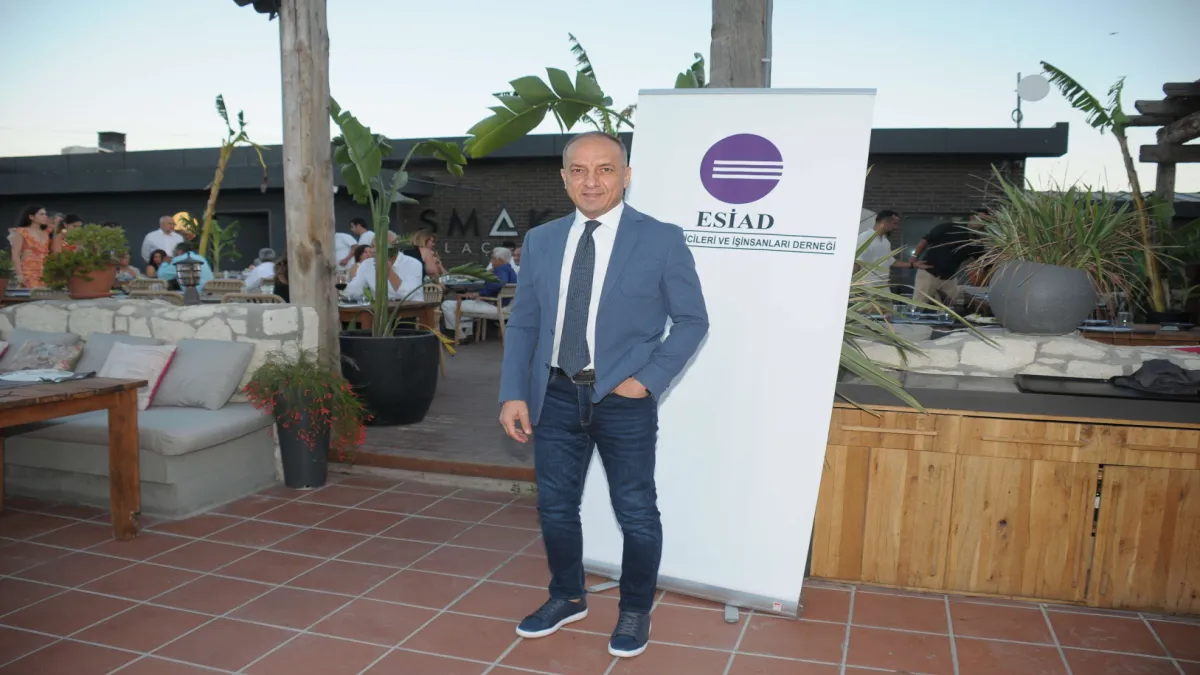 ESİAD üyeleri Alaçatı’da bir araya geldi - 964