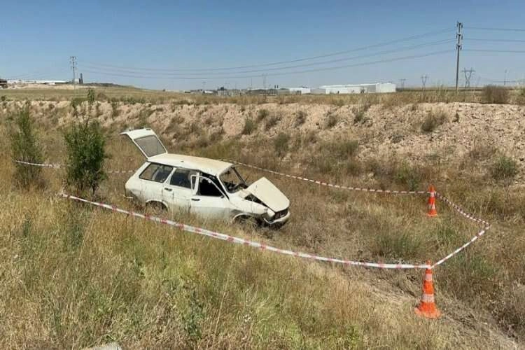 Geçirdiği kazadan sağ çıkan adama yardım isterken tır çarptı