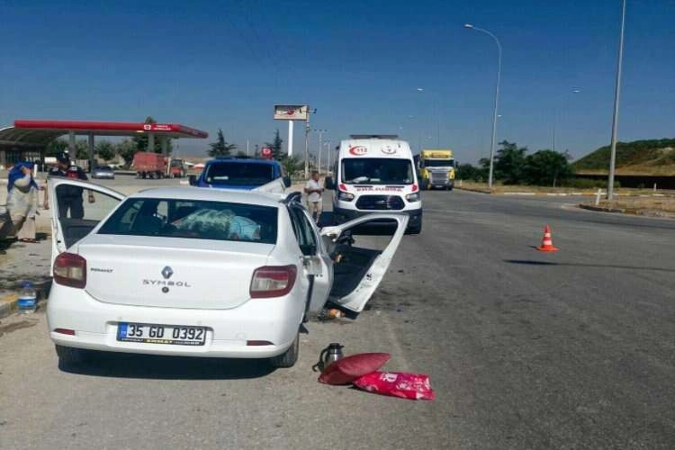 Afyonkarahisar'da kaza: Aile faciayı yaşadı haberinin görseli
