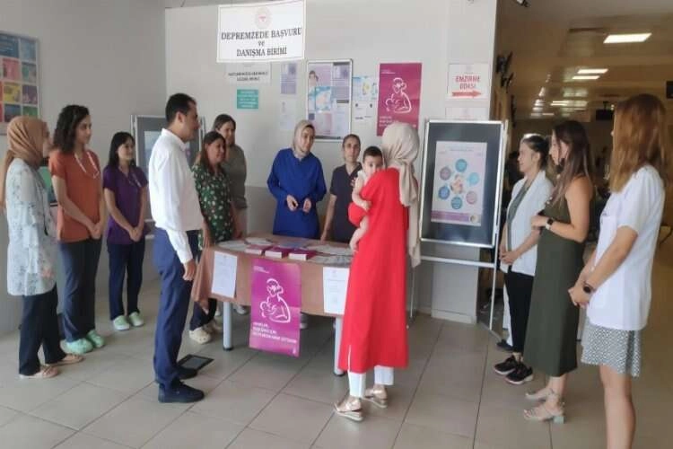 Muğla’da Dünya Emzirme Haftası için stant açıldı haberinin görseli
