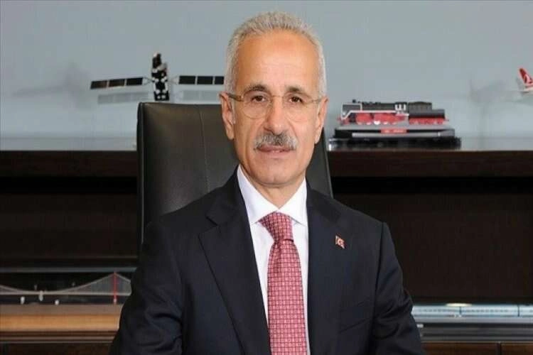 Bakan Uraloğlu, deprem bölgesindeki ulaşım çalışmalarını anlattı