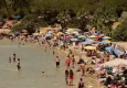 Seferihisar'da doğal plaj çöplüğe döndü