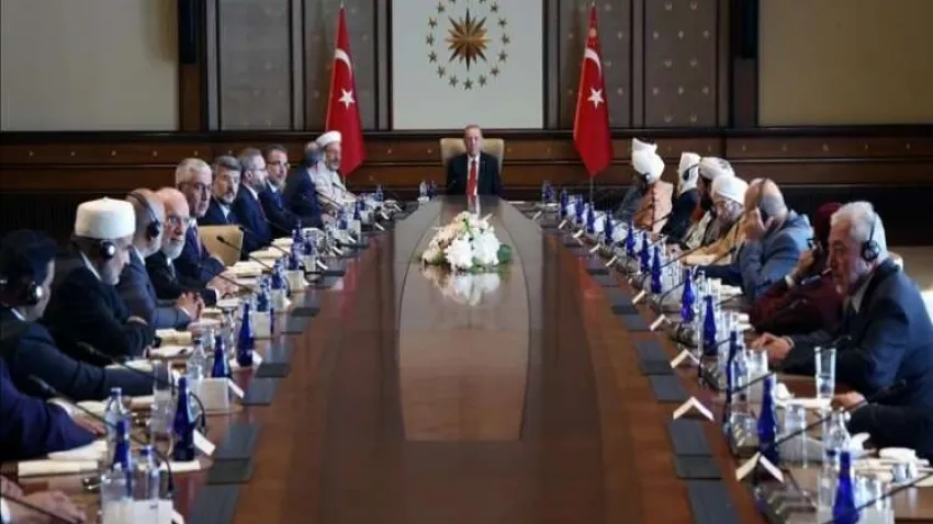 Cumhurbaşkanı Recep Tayyip Erdoğan, Müslüman Alimler Heyeti'ni kabul etti haberinin görseli