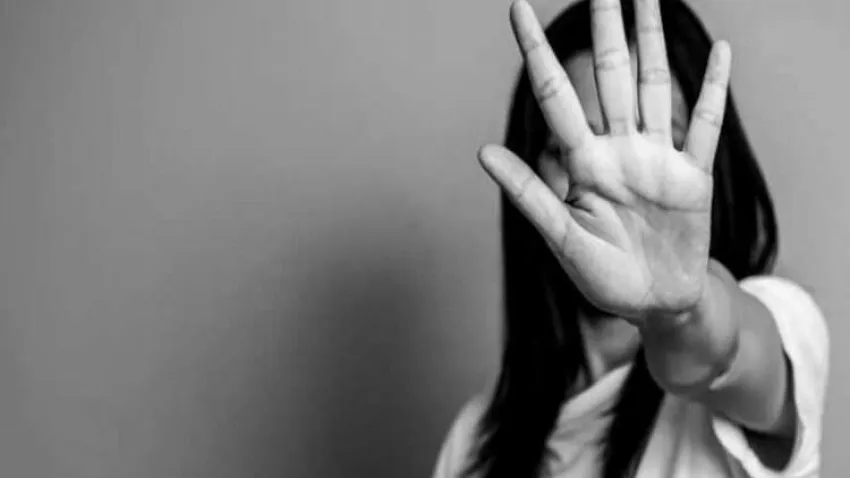 İzmir’de bir kadına cinsel saldırıda bulunan sanığın cezası belli oldu