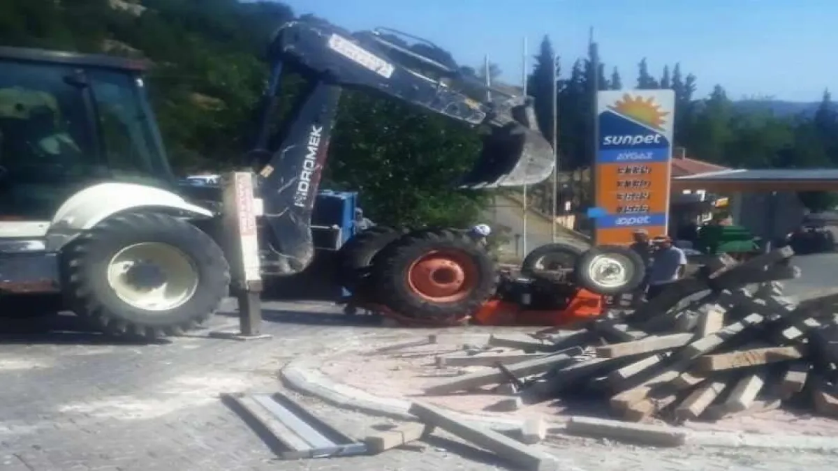Denizli'de traktör devrildi: Sürücü canından oldu haberinin görseli