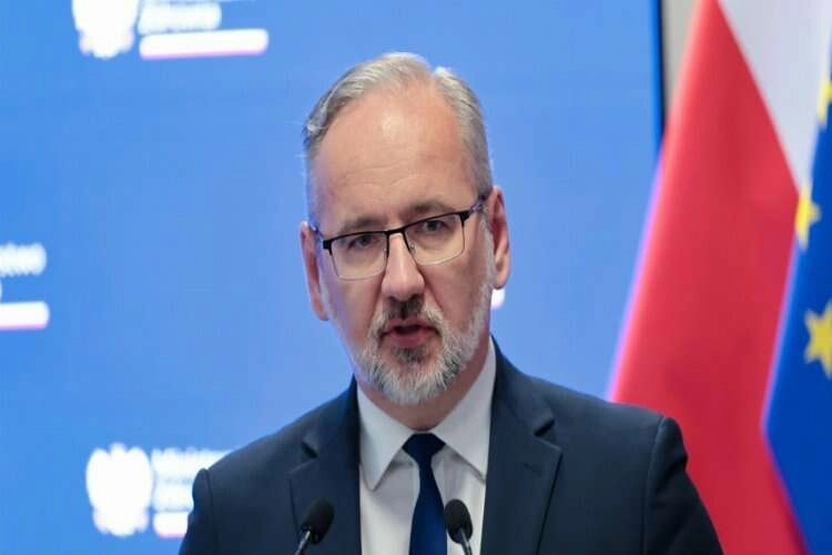 Polonya Sağlık Bakanı Niedzielski'den istifa kararı haberinin görseli