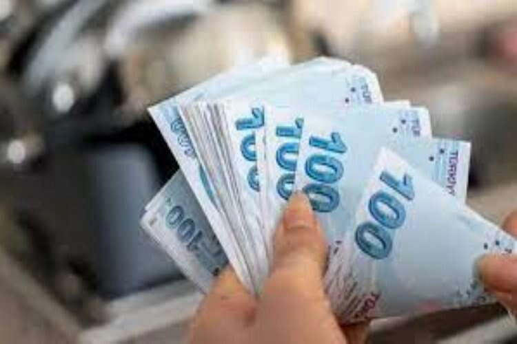 Rüyada para görmek ne demek? Rüyada para yakmak ne anlama gelir? haberinin görseli