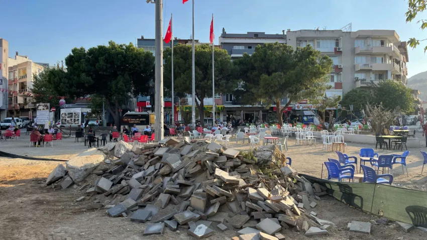 GAZİEMİR MEYDAN_İLKSES