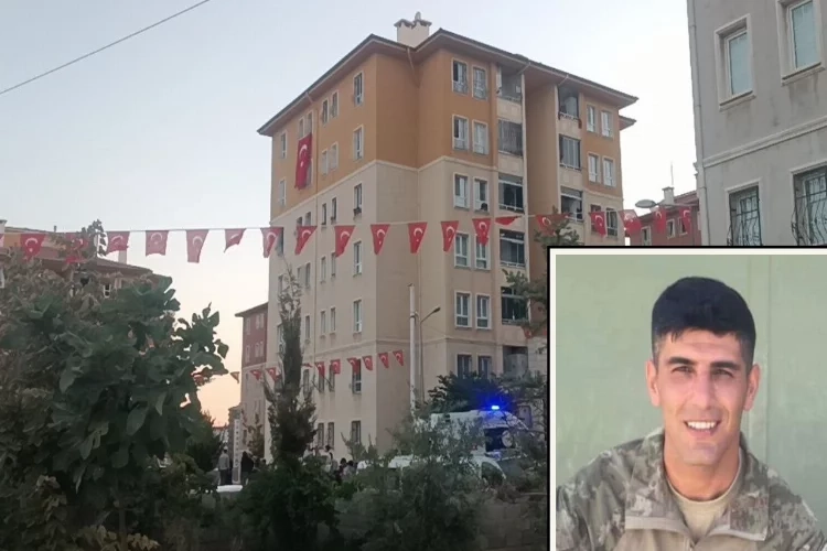 Pençe-Kilit bölgesinde yaralanan askerden kötü haber haberinin görseli