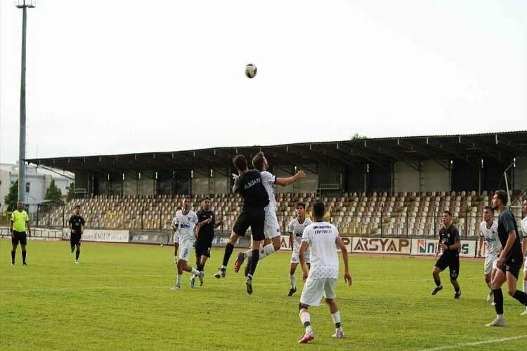 Aliağa FK hazırlık maçında kaybetti