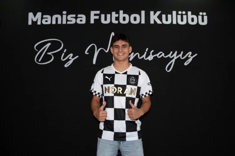 Yunus Emre Dursun profesyonel olarak Manisa FK'da