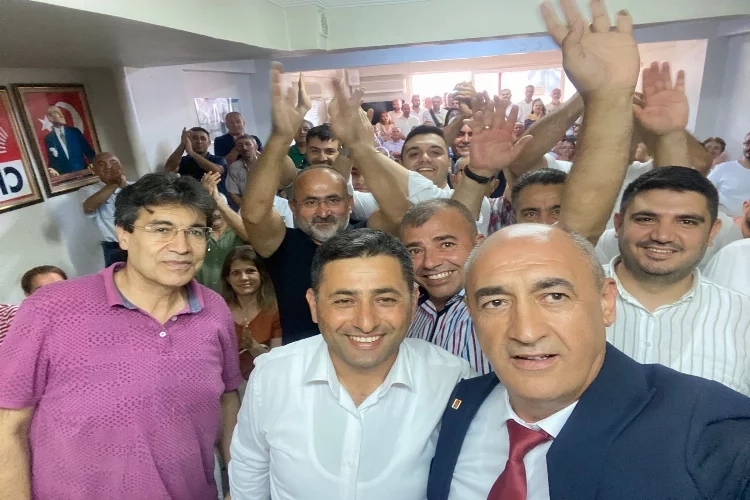 CHP Menemen’de Hüseyin Özbey adaylığını açıkladı