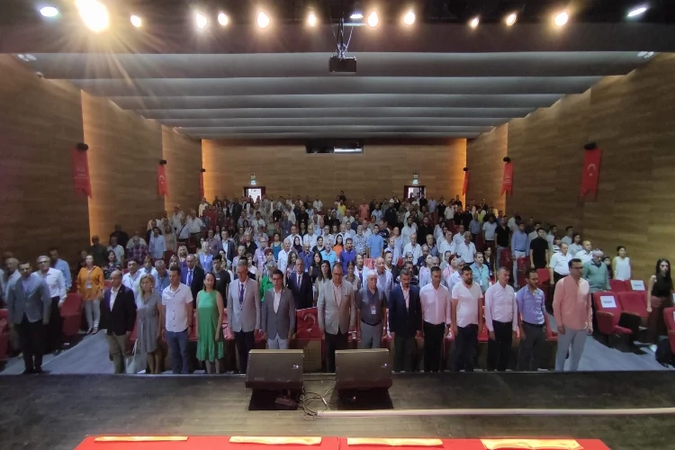 Gaziemir’de sandıklar kapandı: Özkan güven tazeledi haberinin görseli