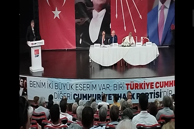 Başkan İnce ve delege arasında ‘baskı’ gerginliği haberinin görseli