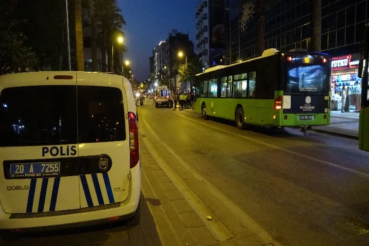 Denizli'de feci kaza: Hamile kadın ağır yaralandı haberinin görseli