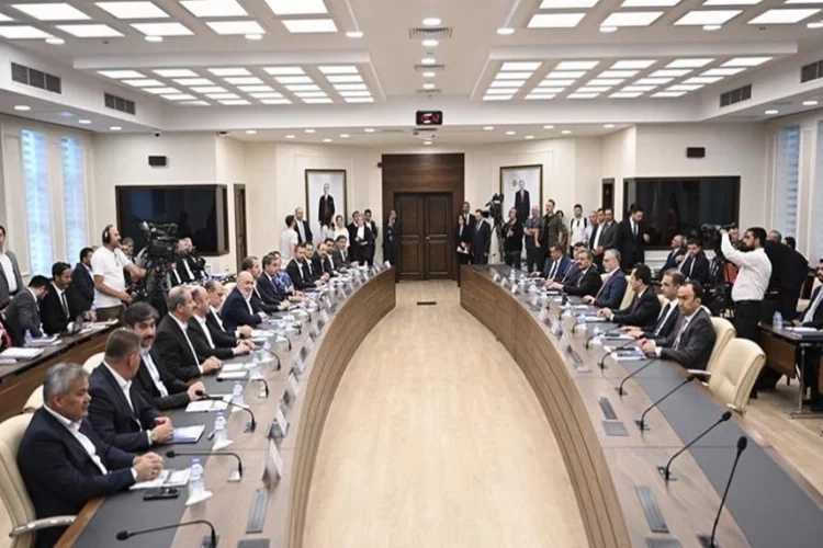 Kamu Toplu Sözleşmesi'nde son durum ne oldu? Hükümetin zam teklifi ne kadar oldu? haberinin görseli
