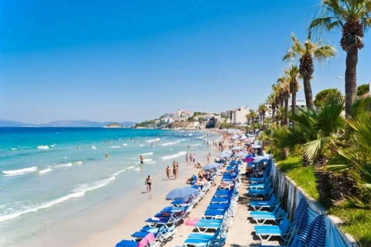 Kuşadası'nda denize girilecek ücretli ve ücretsiz plajlar... Kuşadası'nda beach fiyatları ne kadar?