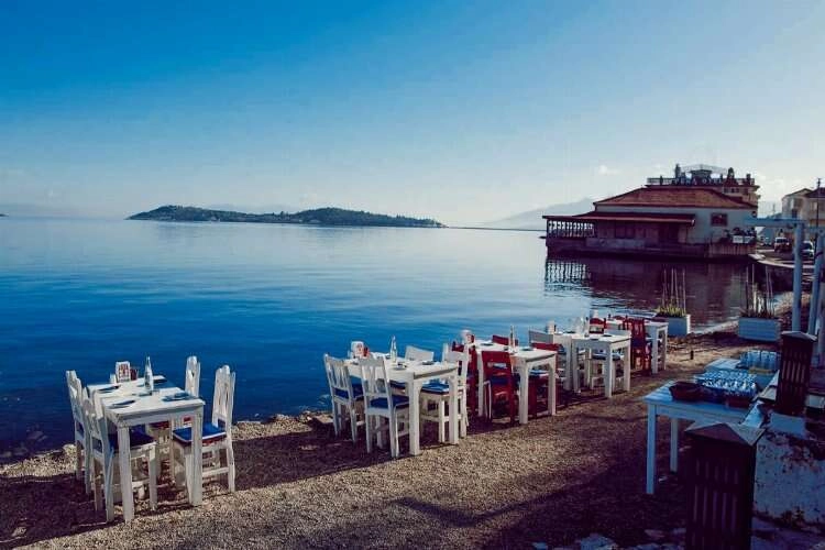 Mükemmel manzara eşliğinde kahve keyfi yapmak isteyenler buraya! Urla'nın en güzel kafeleri