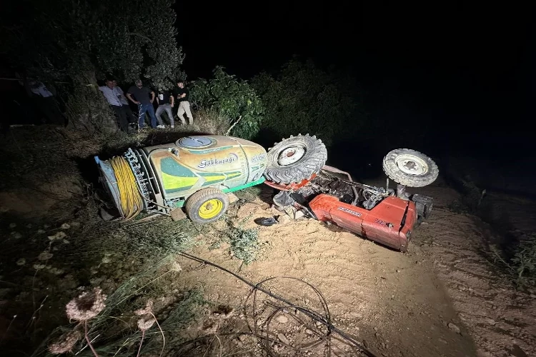Bursa’da korkunç olay: Devrilen traktörün altında kaldı haberinin görseli