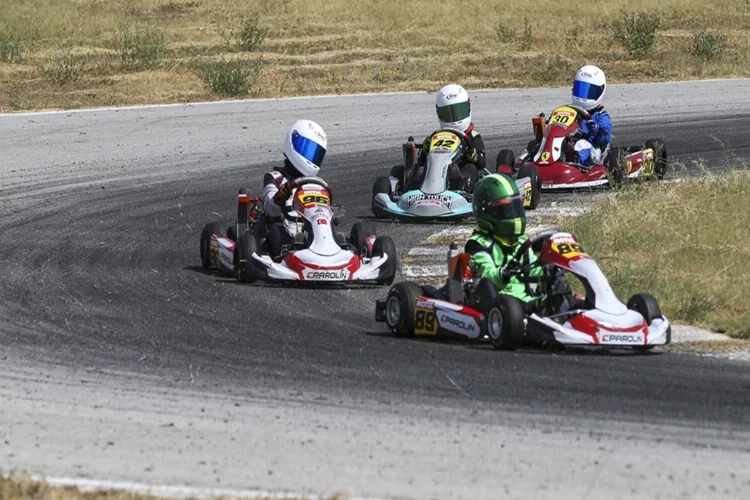 Motorsporları Pisti’nde Karting heyecanı