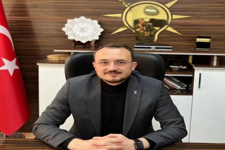 AK Parti'de Ahmet Kulat istifa etti! haberinin görseli