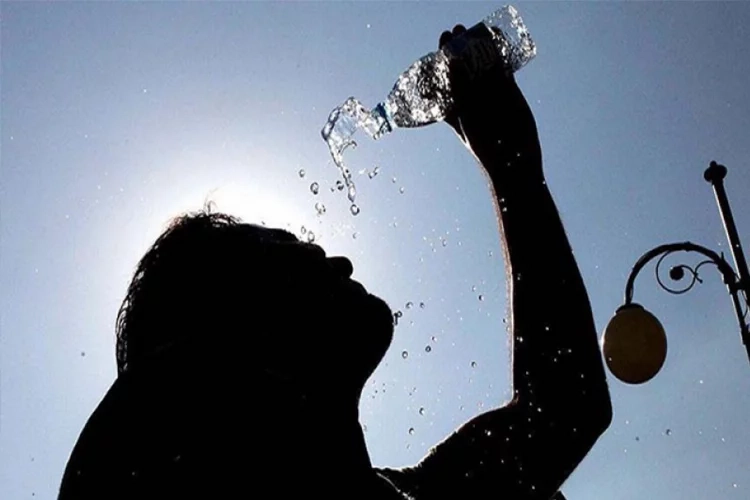 İzmir'de bugün hava nasıl olacak? İşte saatlik hava durumu 22.08.2023 haberinin görseli