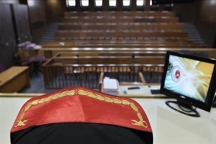 Antalya'da insan tacirine tarihi hapis cezası haberinin görseli