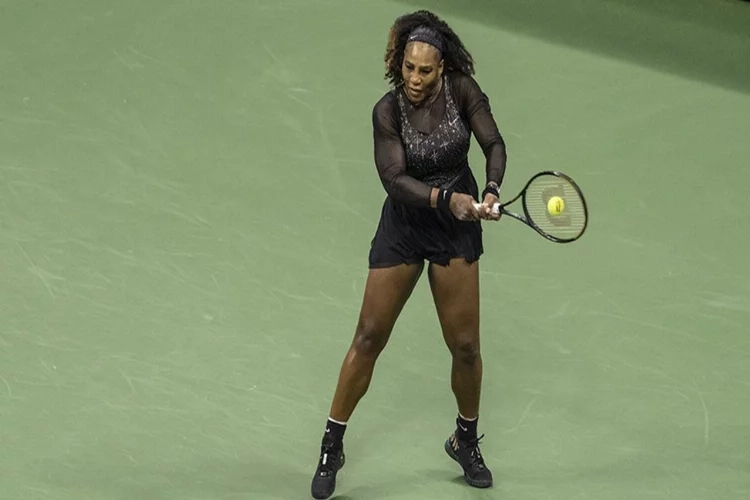 Ünlü tenisçi Serena Williams yeniden anne oldu