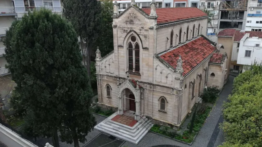 kilise-ilkses-1