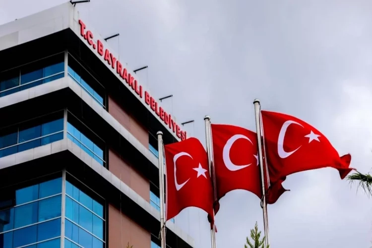 Bayraklı Belediyesi personelinin yeni maaşları belli oldu