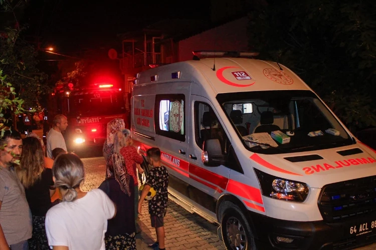 Uşak'ta yangın: Karı koca az daha... haberinin görseli
