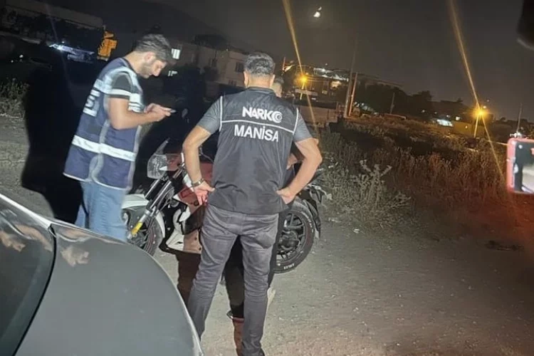 Manisa'nın ilçelerinde eş zamanlı operasyon: 11 kişi yakalandı haberinin görseli