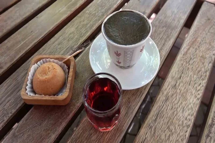 Bu kahve sadece fincanda pişiyor haberinin görseli