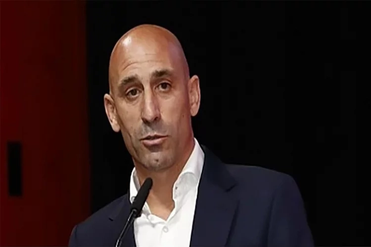 FIFA, Rubiales'i geçici olarak görevden aldı haberinin görseli