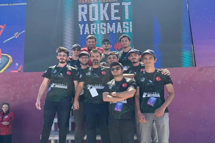 Düzce Üniversitesi Konuralp Roket takımı 2023 TEKNOFESTte 2. oldu