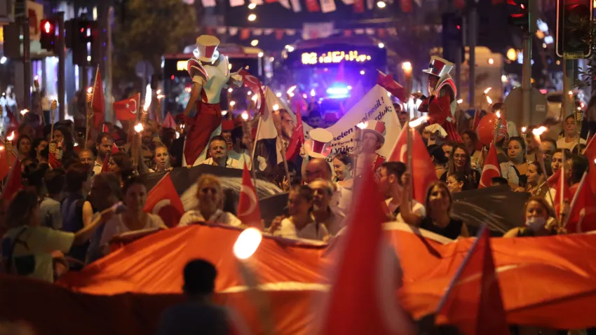 fener alayı izmir_ilkses