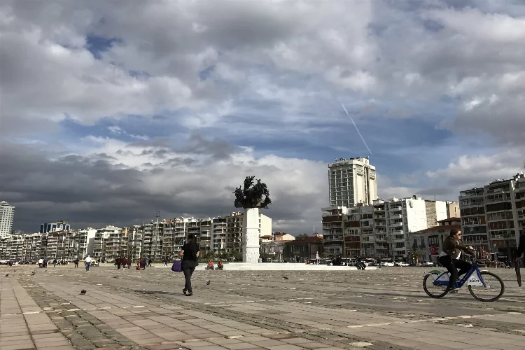 İzmir'de bugün hava nasıl olacak? İşte saatlik hava durumu 28.08.2023