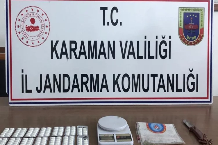 Mısır tarlasına kenevir eken kişiler tutuklandı haberinin görseli