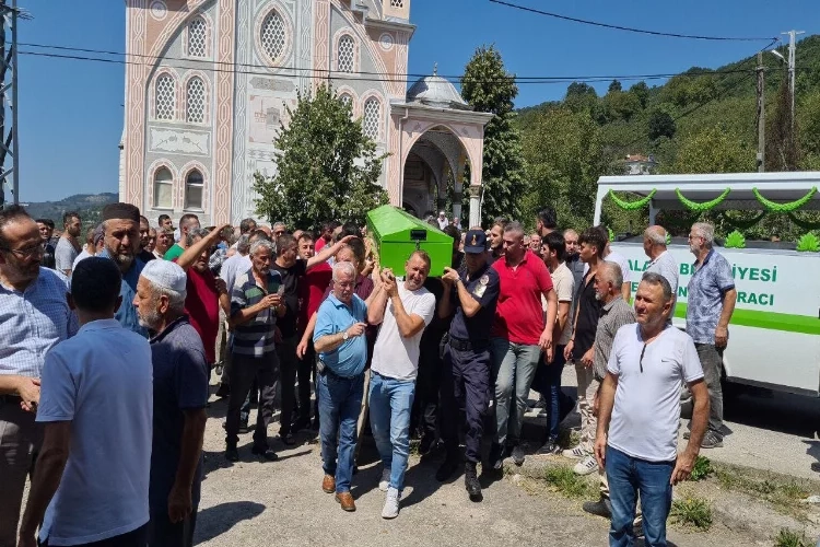 Zonguldak'ta kalbinden bıçaklanan gence son uğurlama