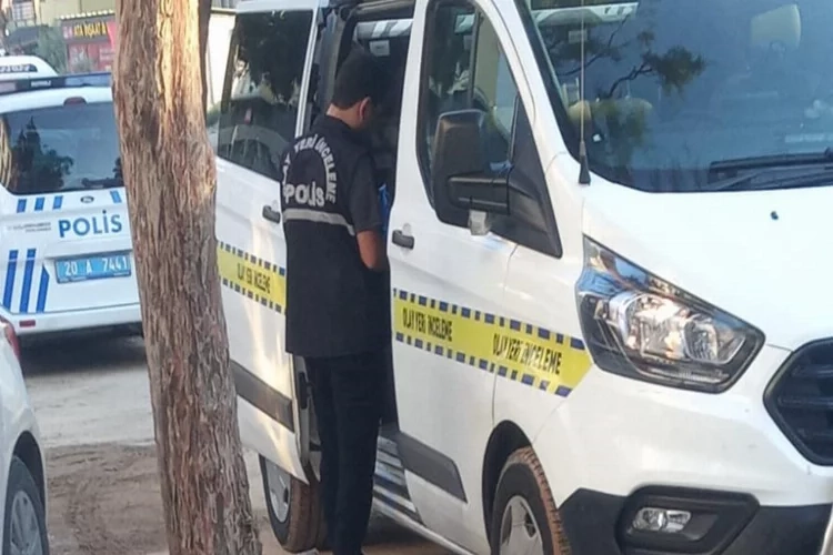 Denizli’de apartın çatı katından düştü haberinin görseli