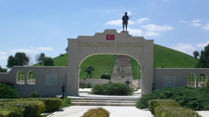 Dumlupınar-şehitlik_1
