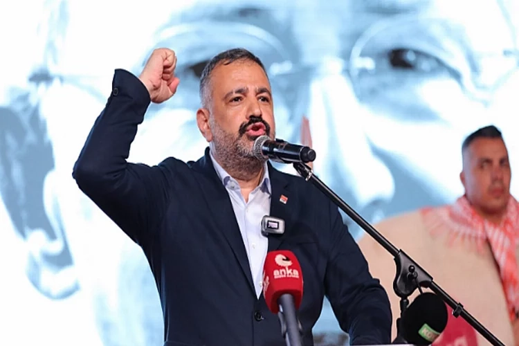 Aslanoğlu kararını verdi: CHP İzmir’de yarış kızışıyor haberinin görseli