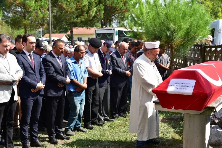 Kıbrıs Gazisi törenle son yolculuğuna uğurlandı