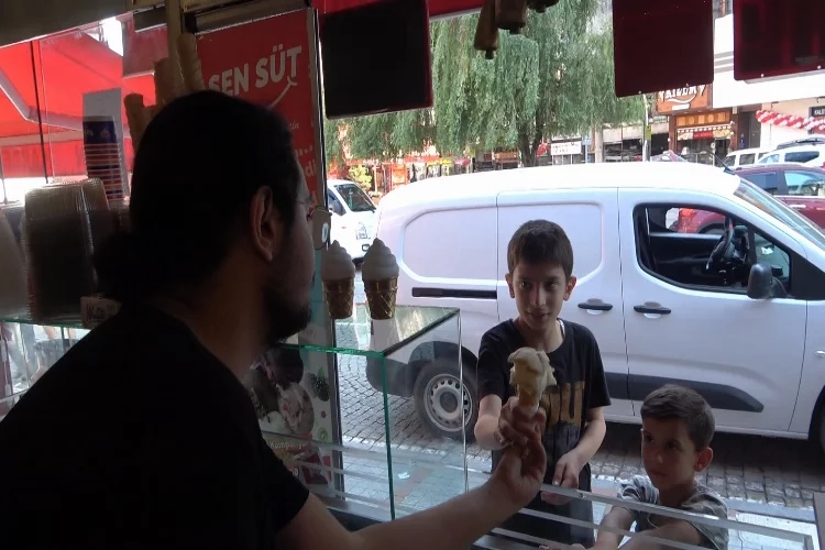 Vefat etmiş babasının vasiyetini yerine getirdi haberinin görseli