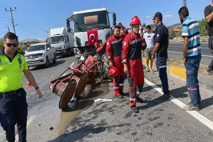 Muğla’da feci kaza: Beton mikseri ile traktör çarpıştı