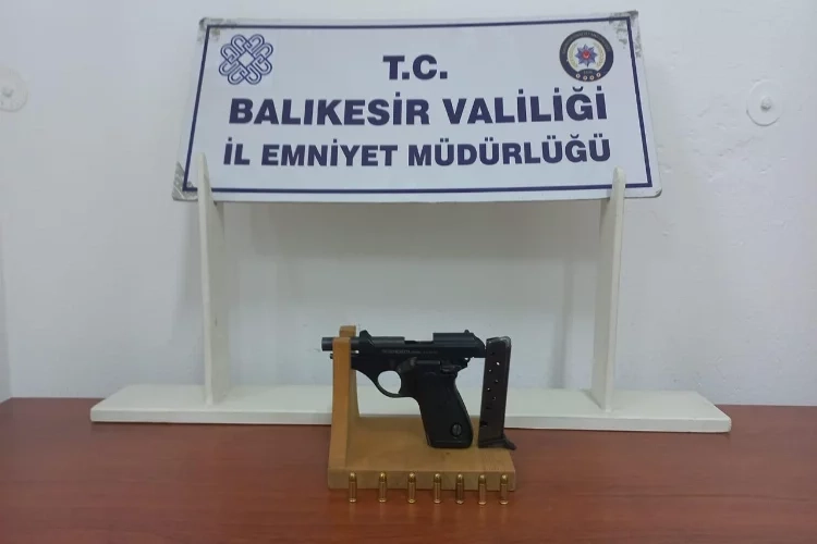 Balıkesir'de aranan şahıslar yakalandı haberinin görseli
