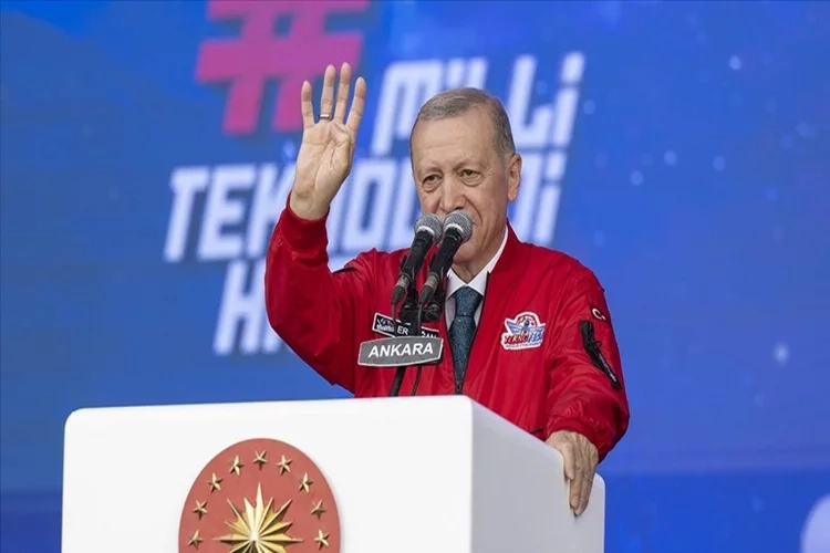 Cumhurbaşkanı Erdoğan: TEKNOFEST benim adeta evladım gibidir haberinin görseli