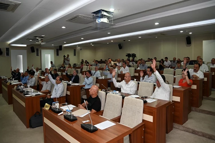 Başkan Selvitopu: Amacımız gençlerimizi kötü alışkanlıklardan kurtarmak haberinin görseli