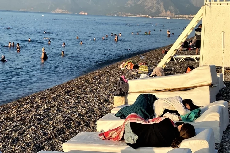 Dünyaca ünlü sahil açık hava oteline döndü