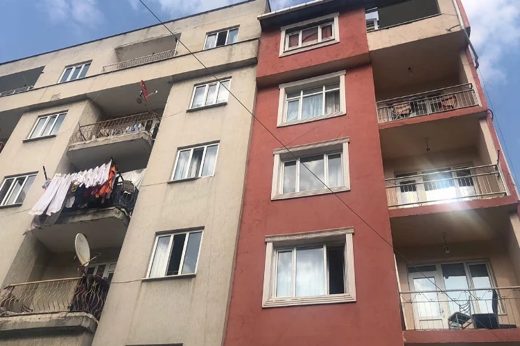 Bilecik’te apartman boşluğunda yangın çıktı